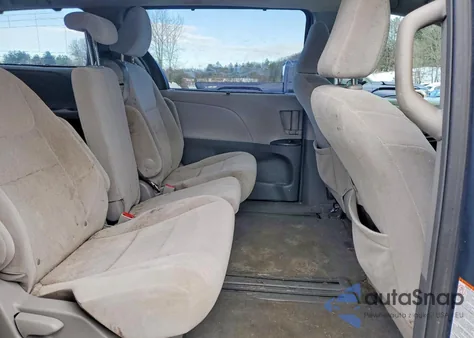 2015 Toyota Sienna Le from USA, damaged, VIN 5TDKK3DC7FS554618